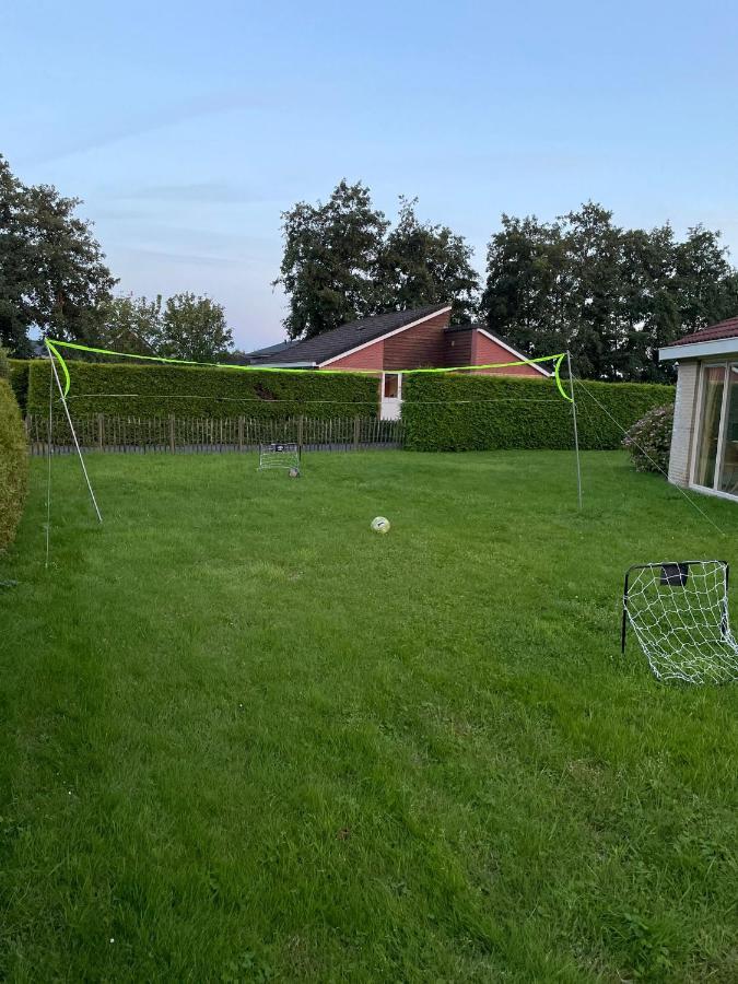 Huisje Earrebarre Tzummarum Eksteriør bilde